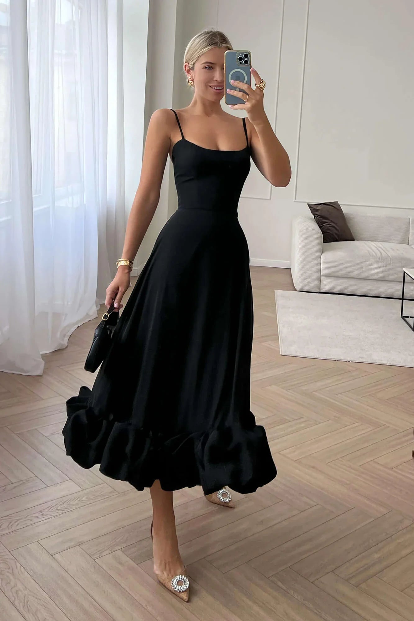 Clara – Rückenfreies Spaghetti-Träger Maxikleid für Frauen
